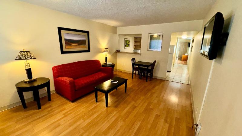 Superior Queen Room image 2