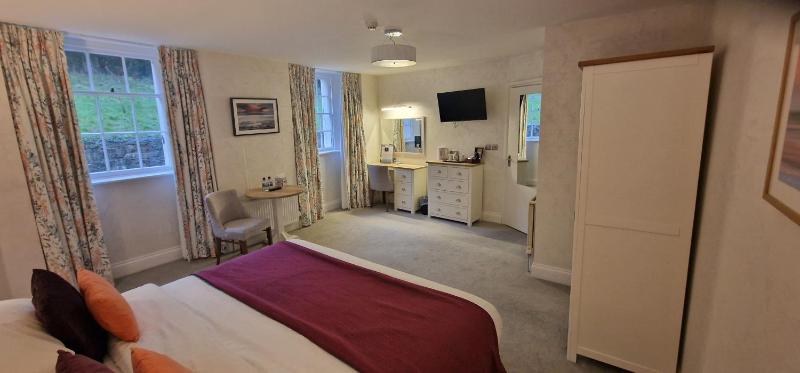 Double Room image 4