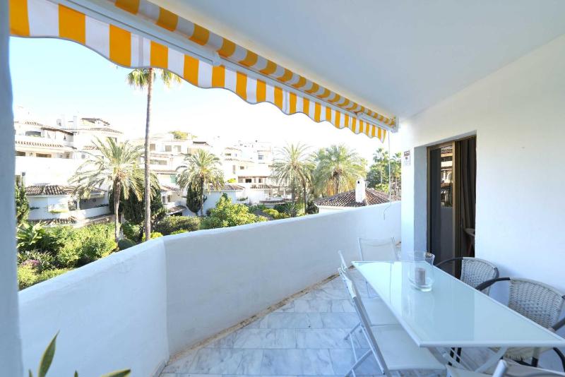 2035 golden beach modern - image 31