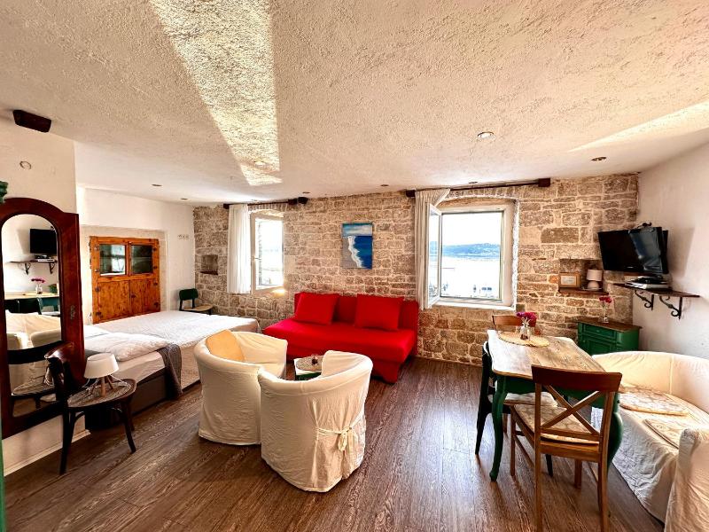 Apartments Trapula - image 33