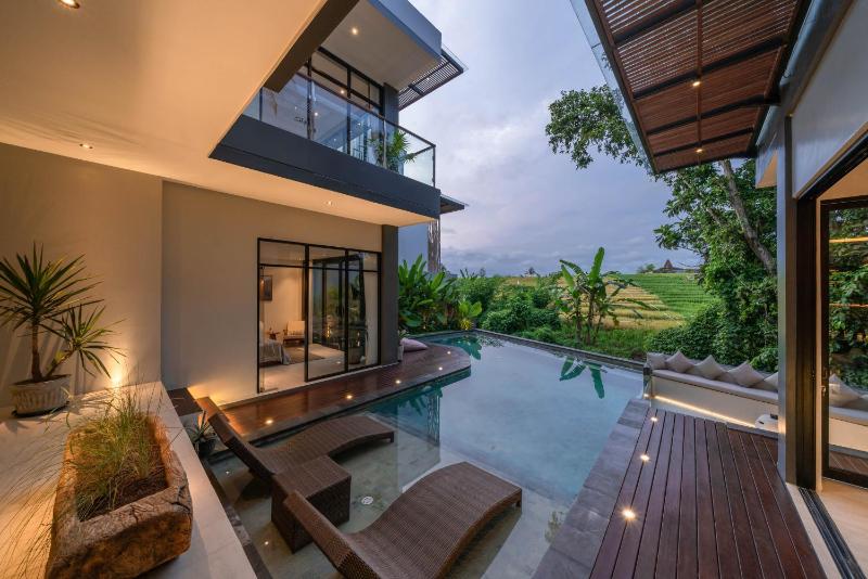 Villa Luna : Brand New 4BR Villa With 180° Rice Field Views - image 14
