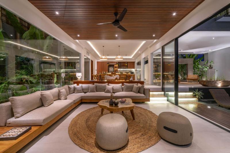 Villa Luna : Brand New 4BR Villa With 180° Rice Field Views - image 5