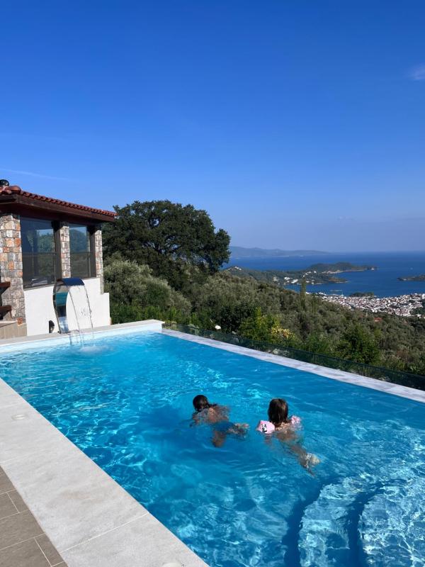 Sky Sea Resort & Villas - image 13