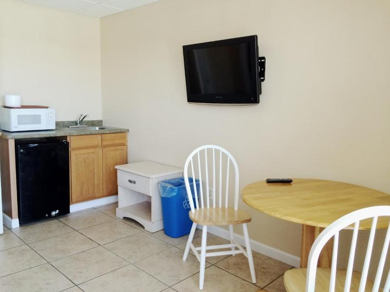 Standard Suite image 4