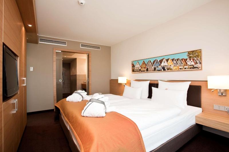 Suite image 1