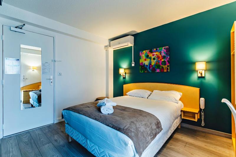 Single Room image 2