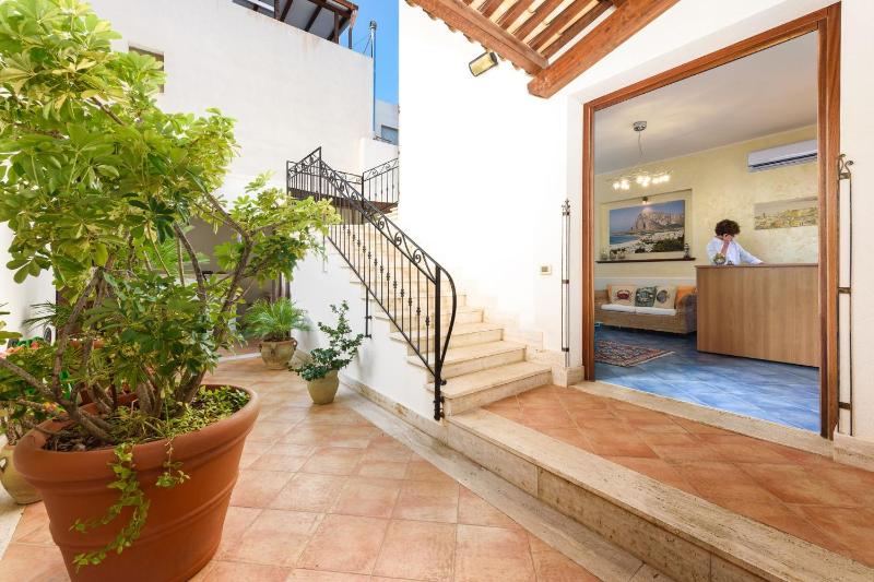 La Meridiana Hotel - image 12