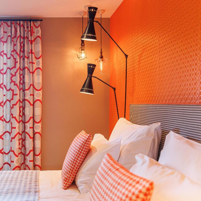 Superior Double Room with Balcony image 2