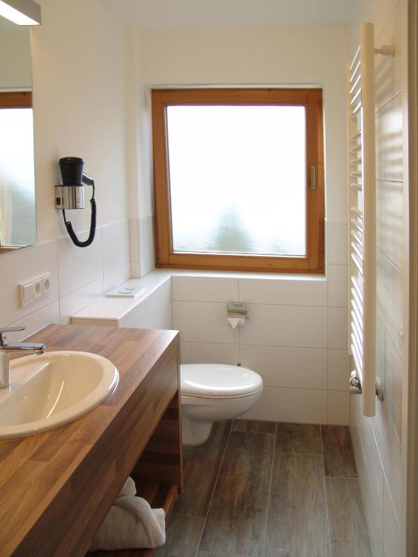 Comfort Single Room with Balcony image 3