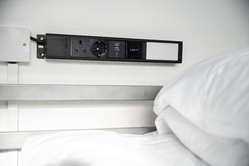 Bed in 10-Bed Mixed Dormitory Room with Shared Bathroom image 1