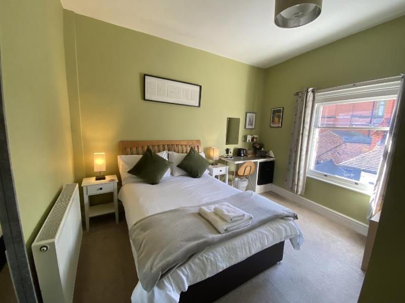 Grosvenor Place Guest House - image 15