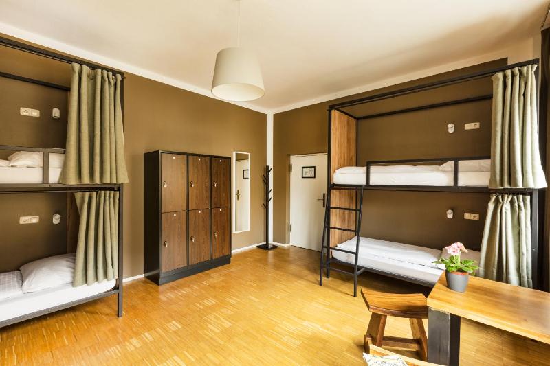 Single Bed in 6-Bed Dormitory Room image 1
