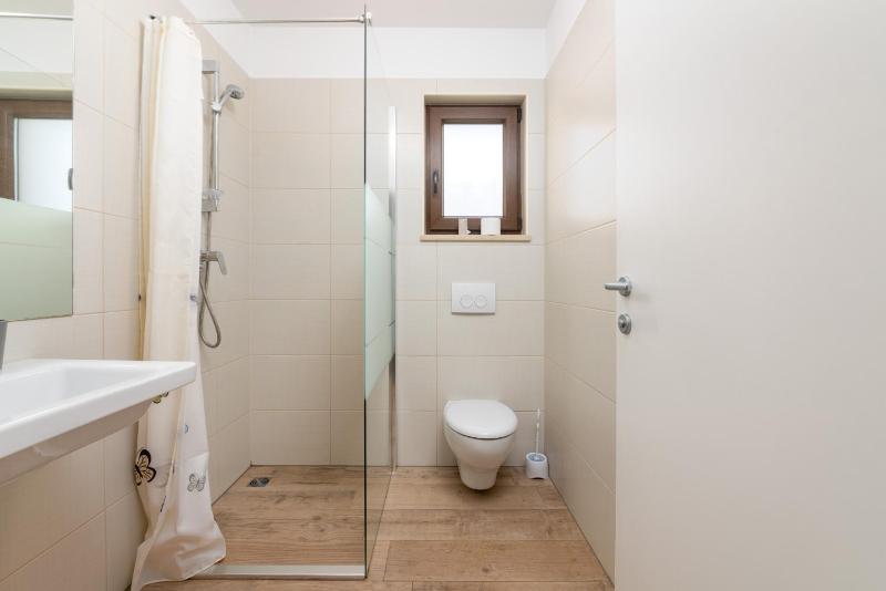 Beautiful Villa Casa Noemi with pool in Porec - image 32