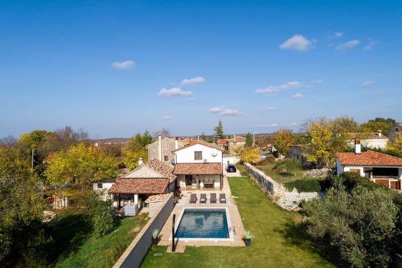 Beautiful Villa Casa Noemi with pool in Porec - image 37