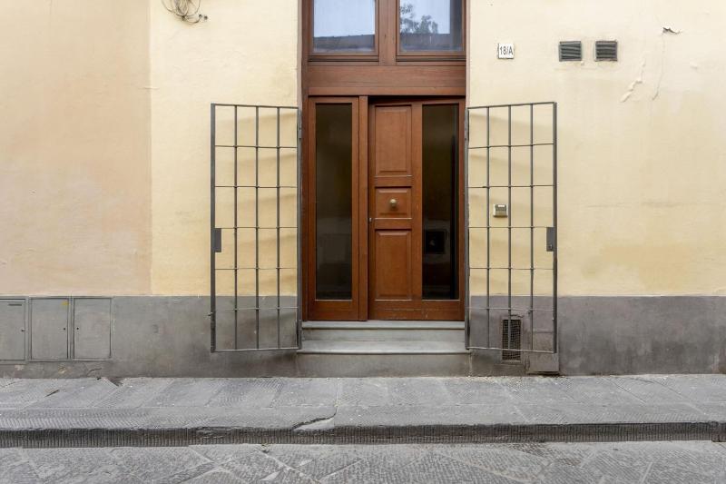 Oltrarno Loft by Halldis - image 14