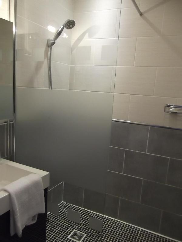 Double Room image 4