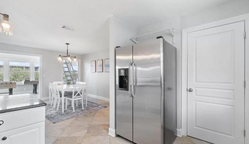 Beachside Bliss Beach House - image 8