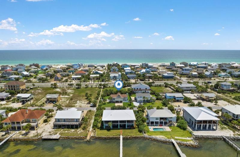 Beachside Bliss Beach House - image 28