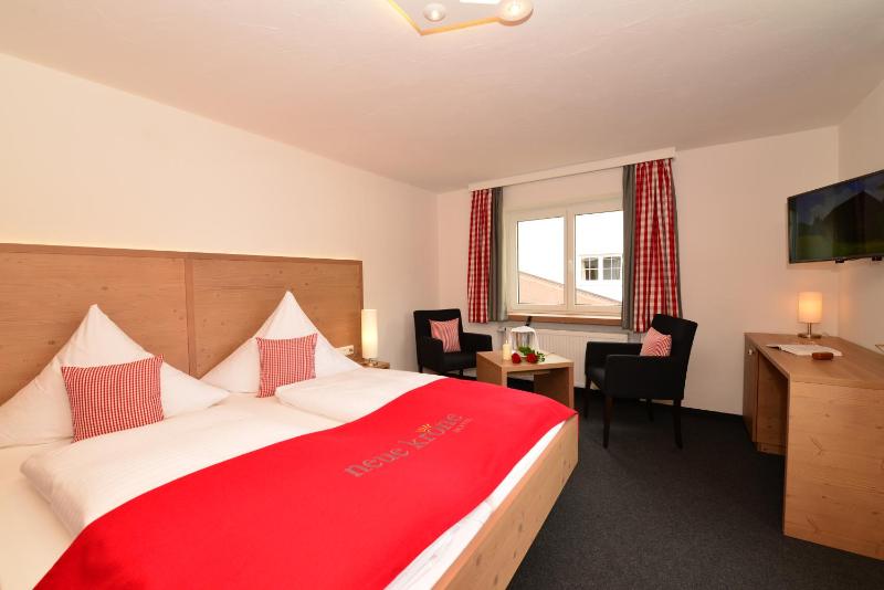 Standard Double Room image 4