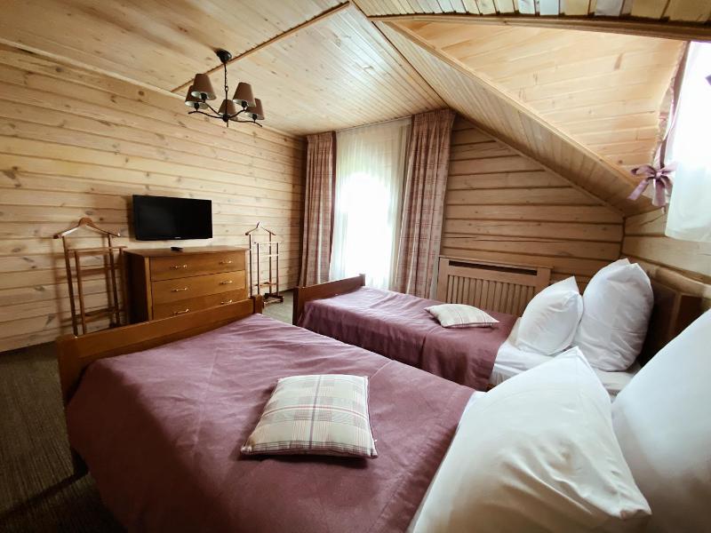 Three-Bedroom Cottage image 3