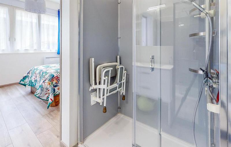 1 Bedroom Cozy Apartment In Royan - image 20