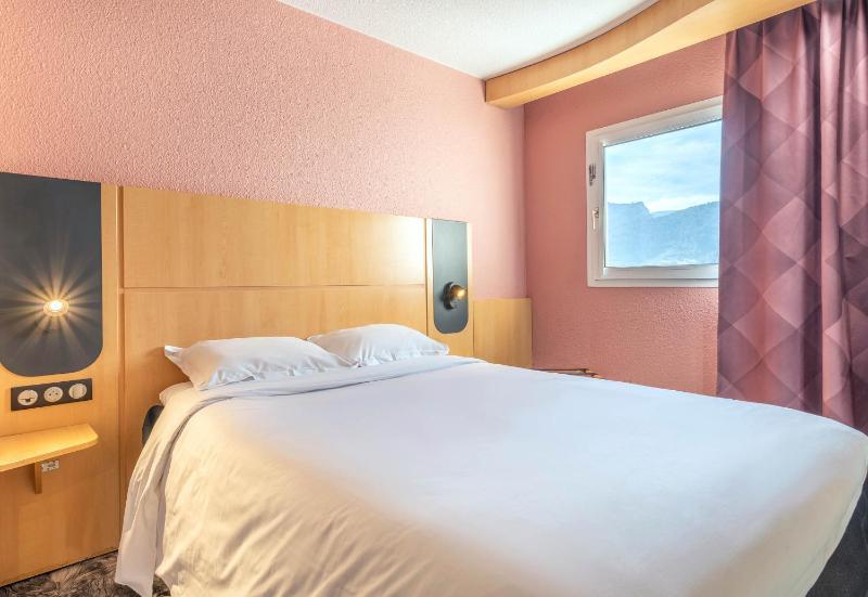 Double Room - Disability Access image 2