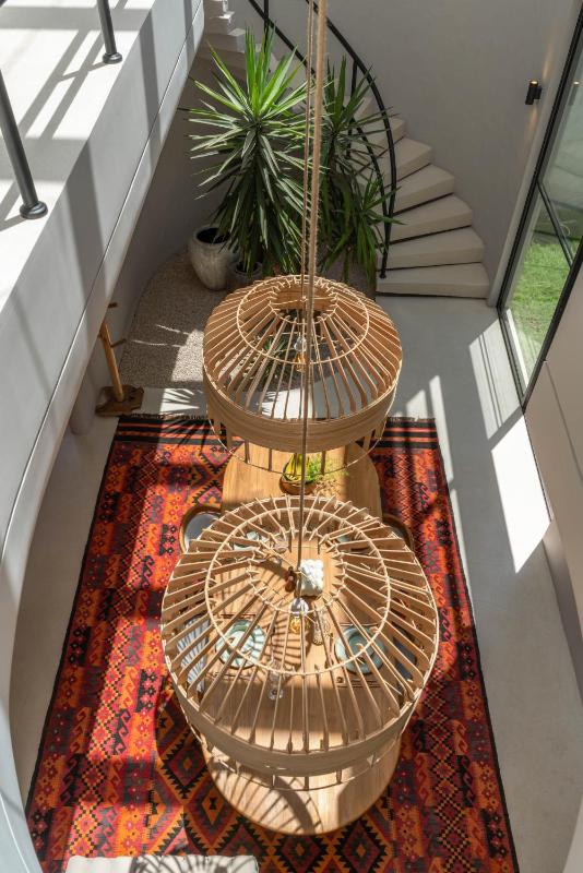 Berawa Breeze - Chic 4BR Beachside Oasis with Sauna - image 29