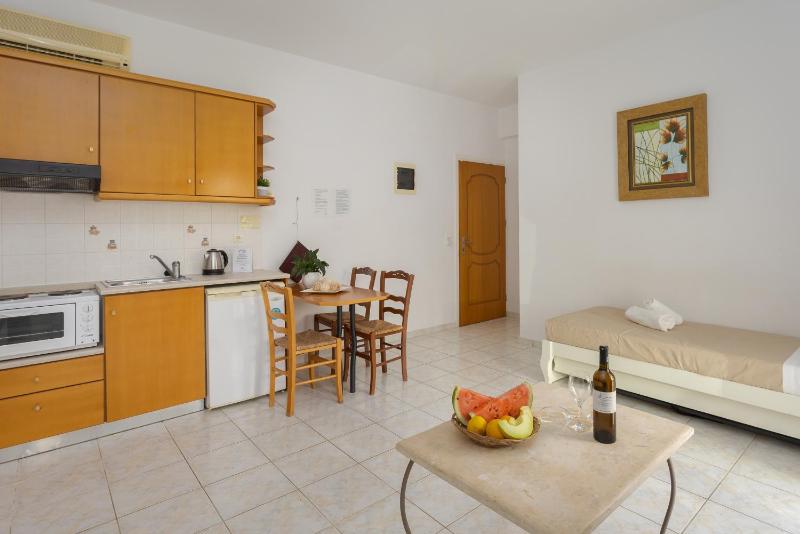 Apartment image 3