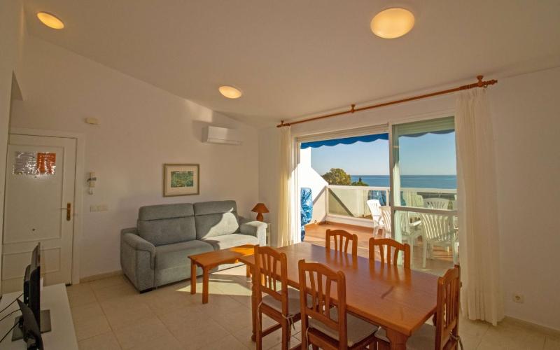 JARDINES DEL PUERTO Primera línea de playa ALBERT VILLAS - image 3