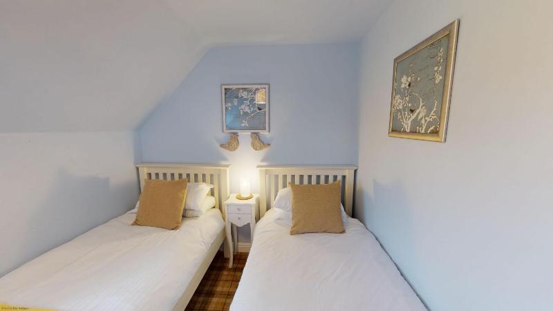 Willow Cottage - Part of the The Bay Filey Holiday Village with pool gym and direct beach access pub restaurant tennis and meadows walks - image 44