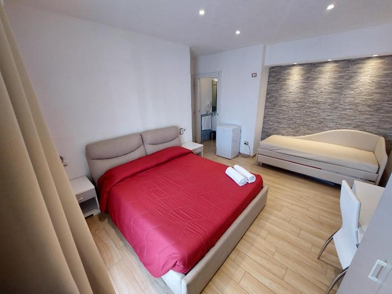 Superior Quadruple Room image 3