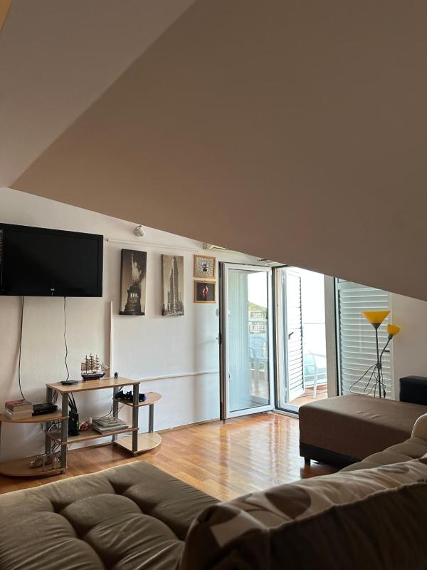 Family Apartment close to Old town! FREE PARKING SPOT - image 4