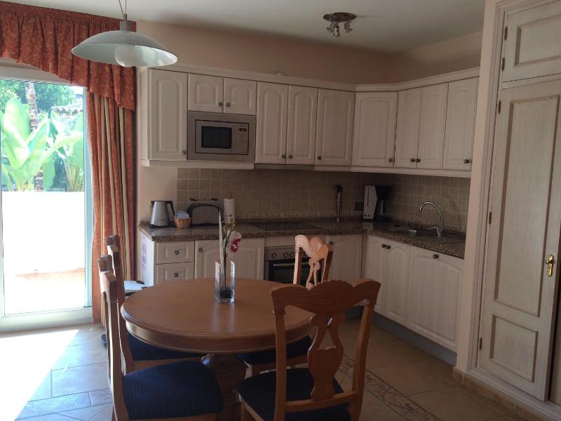 One-Bedroom Apartment - Ground Floor image 4