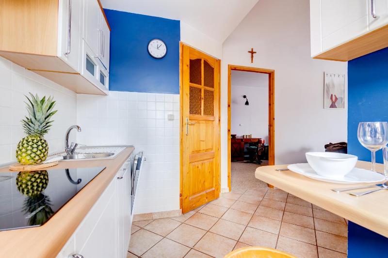 Apartament Rodzinny Tatra Giewont View Skibówki 11A by RentiloPL - image 24