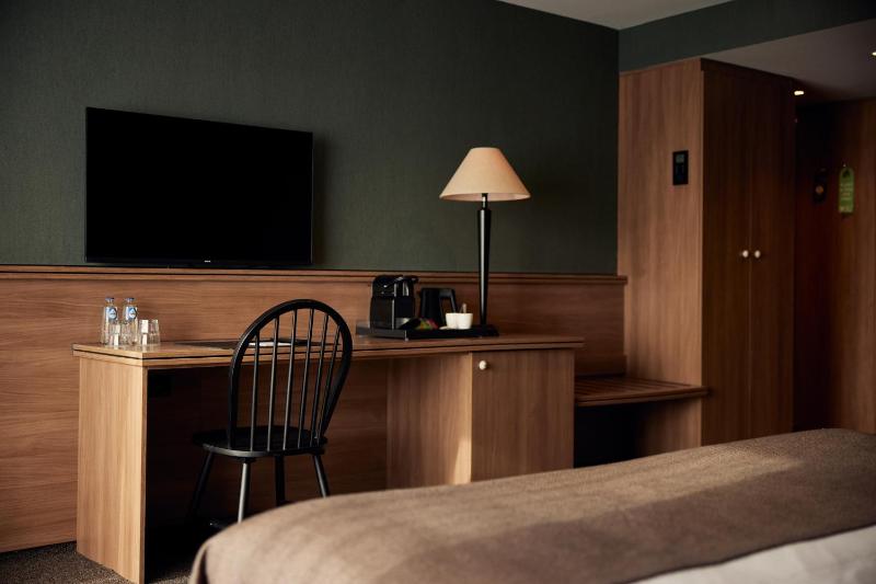Comfort Room image 4