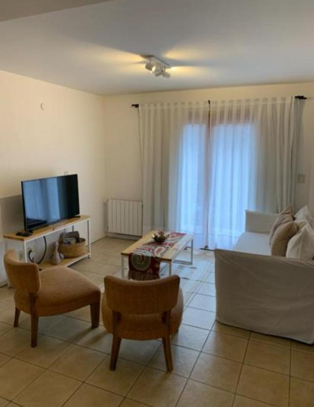 departamento centrico Roca - image 1