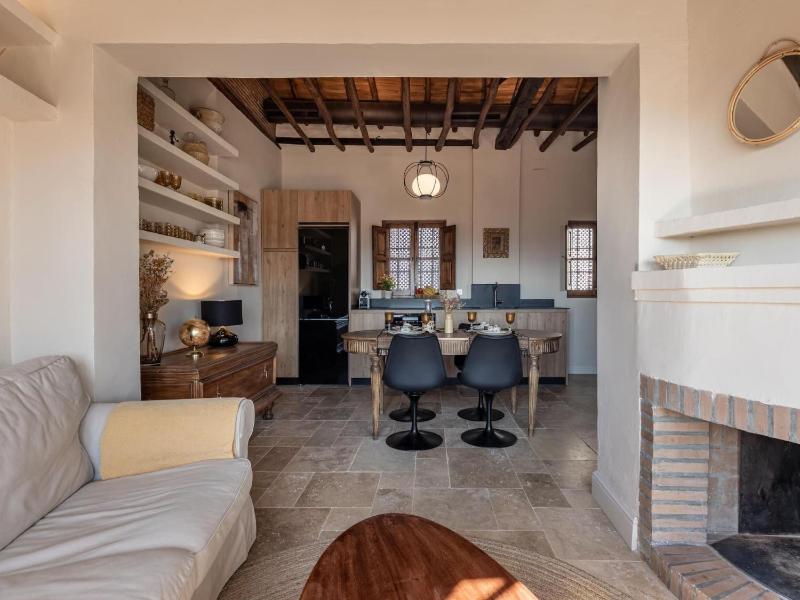 ChezmoiHomes Carmen de Azahar - image 8