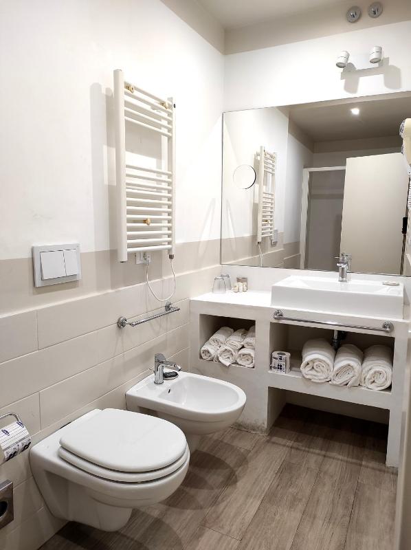 Comfort Triple Room image 2