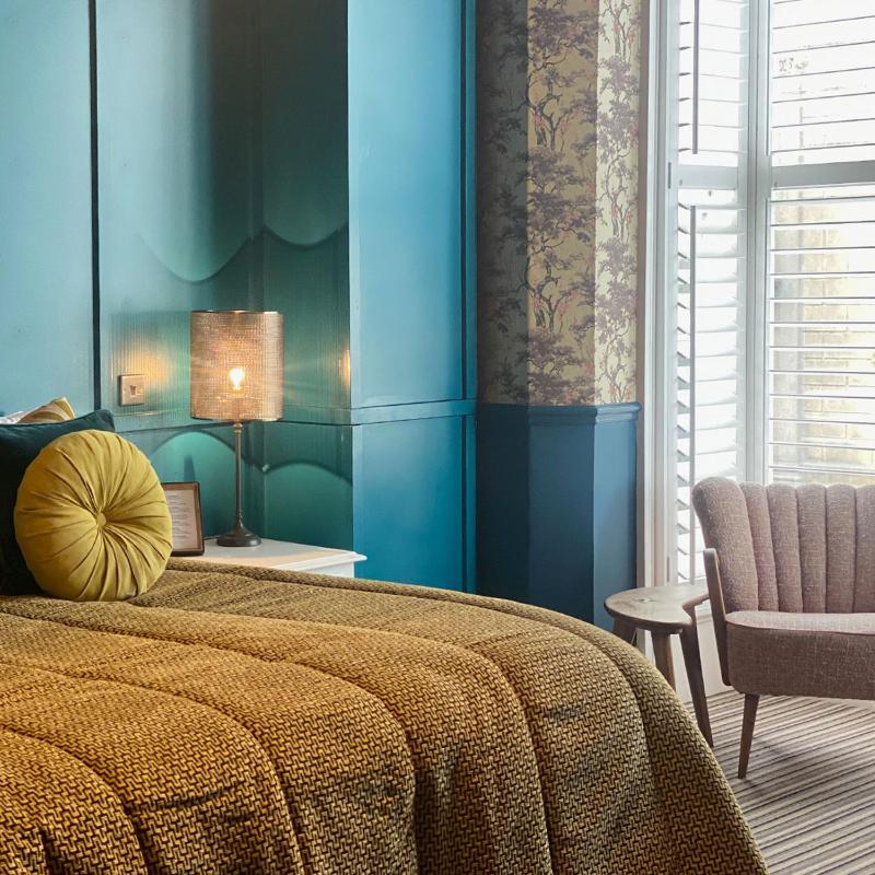 Deluxe Double or Twin Room image 3