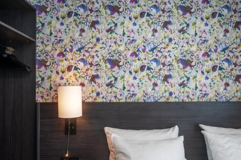 Thon Hotel Tromsø - image 10