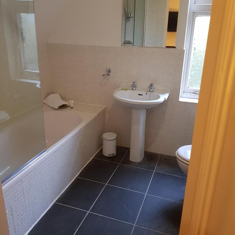 Large Double Room with Garden View image 2