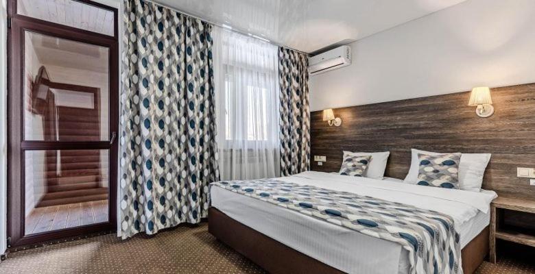 King Suite image 2