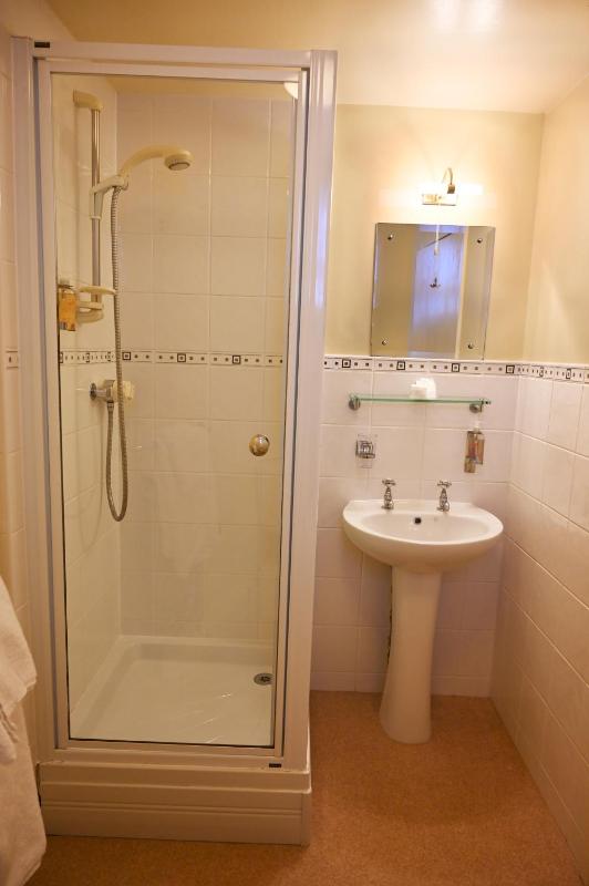Single Room image 3