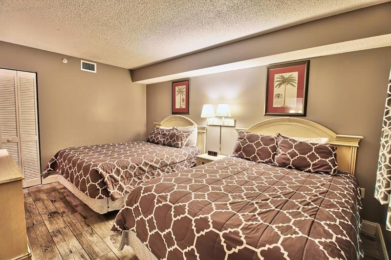 Newly Updated Camelot Resort Unit 409 - image 26