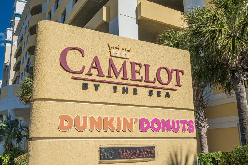 Newly Updated Camelot Resort Unit 409 - image 21