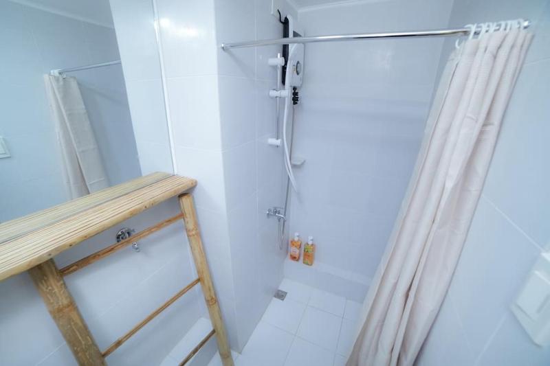 2-BR Condo for 4 in Dumaguete - image 18