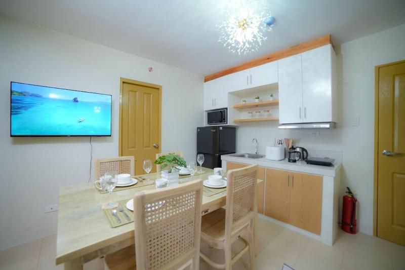 2-BR Condo for 4 in Dumaguete - image 13