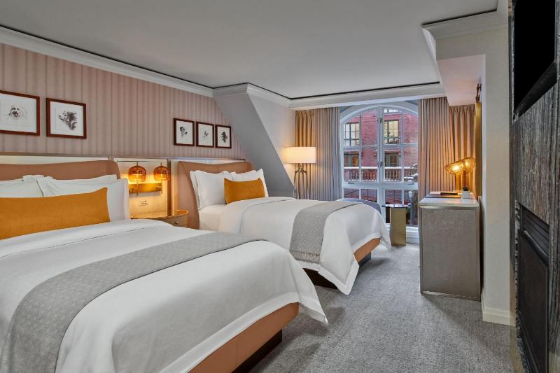 The St. Regis Aspen Resort - image 29