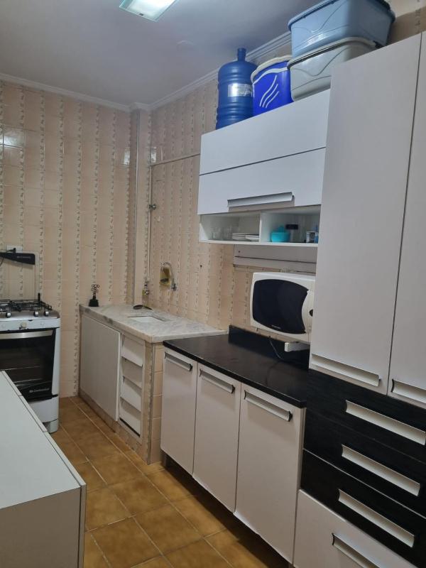Apto Kampala a 50mt da praia de Pitangueiras - Localização privilegiada no coração do Guarujá 1 minuto da praia! - image 9