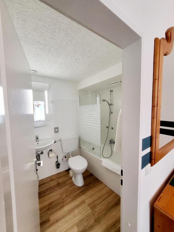 Double Room image 1